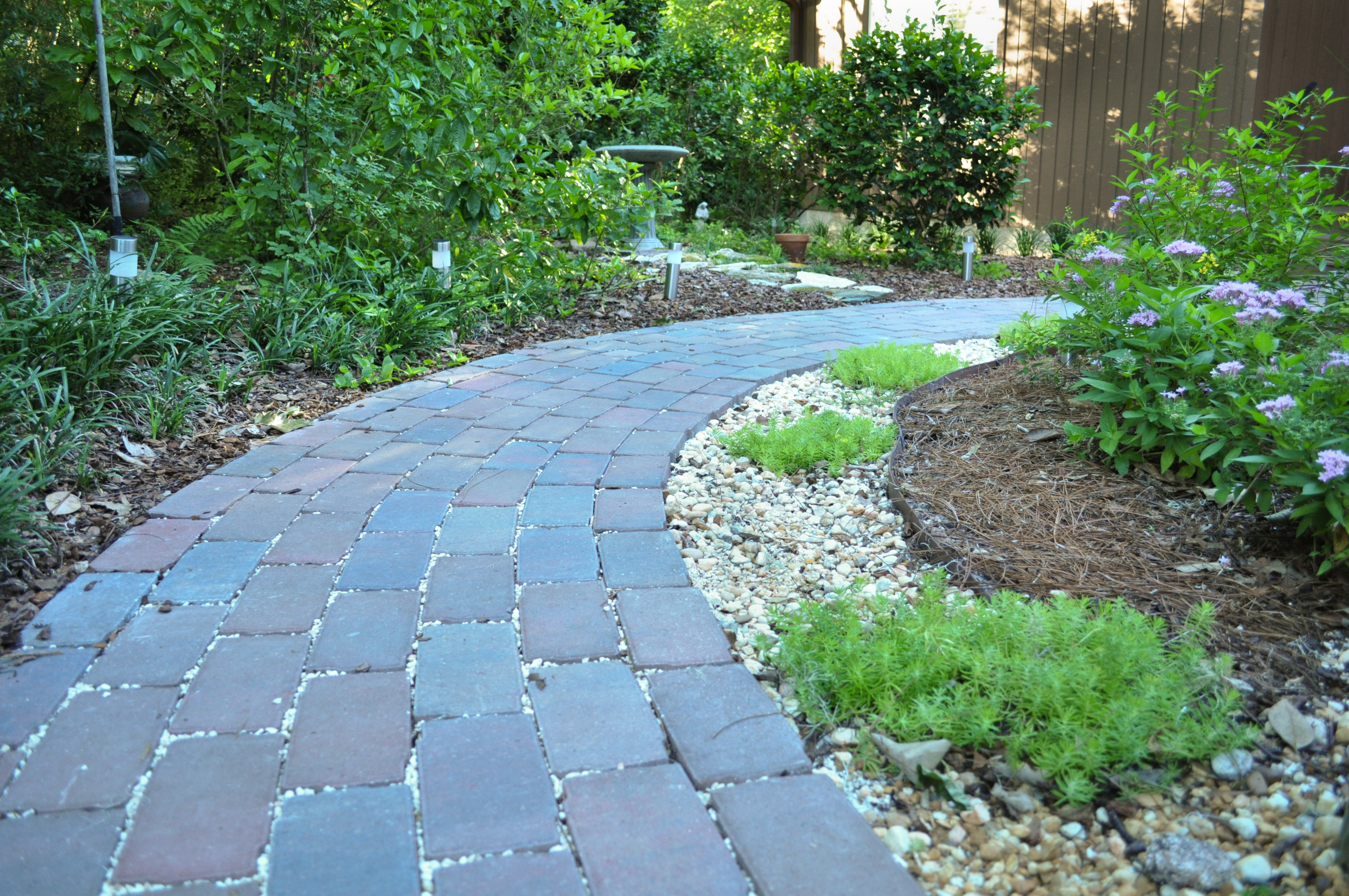 A permeable entry walkway